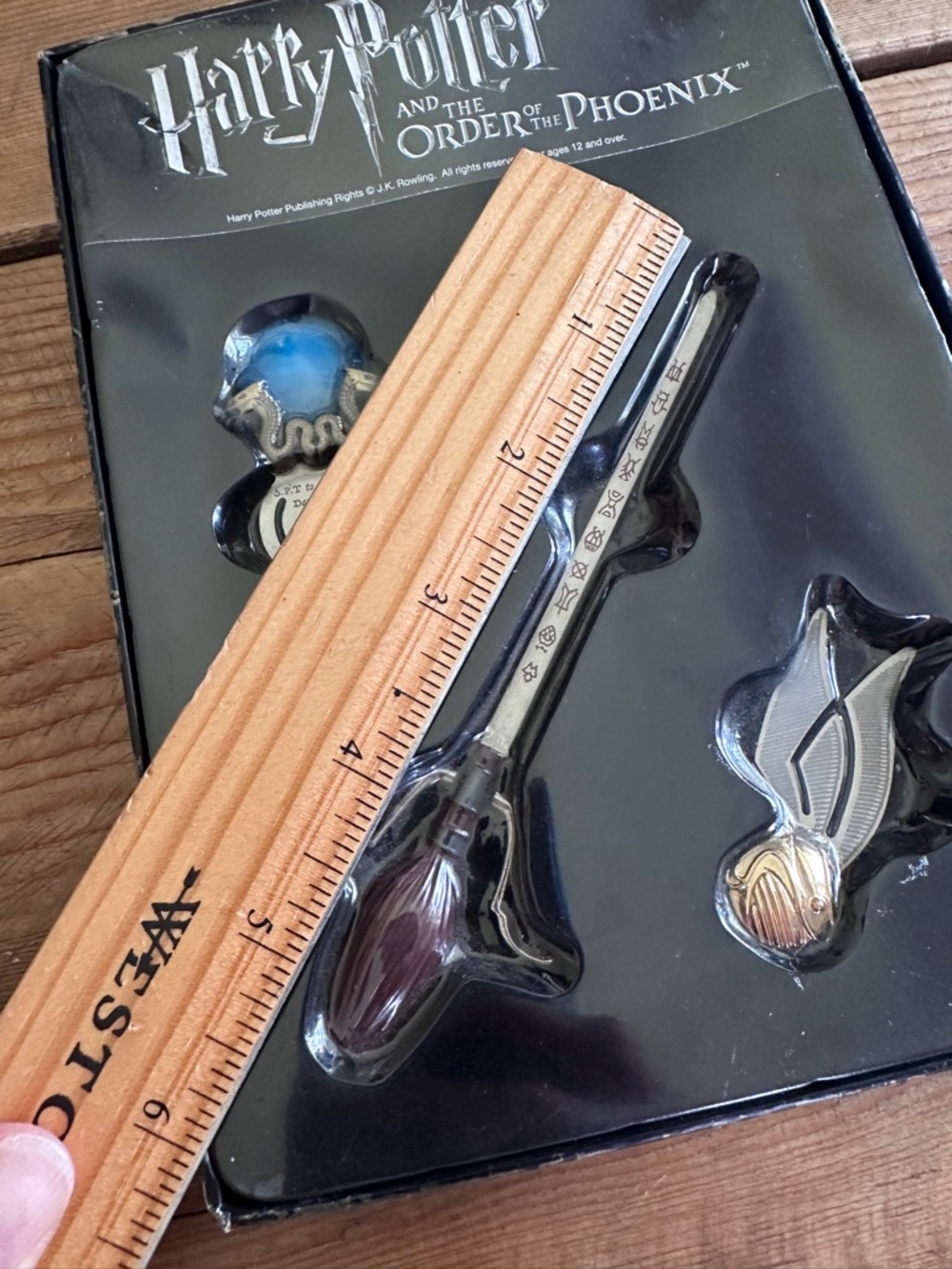 Harry Potter Order of the Phoenix Collectible Bookmark & Letter Opener Box Set - Picture 8 of 12